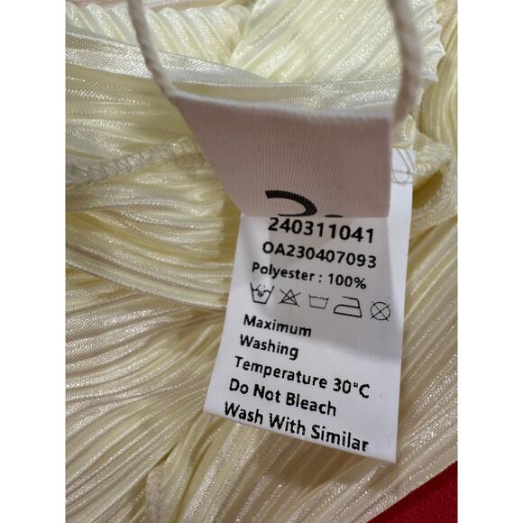 Commense Textured Ruffle Trim Tie Flowy Cream Blouse L NWT - Picture 3 of 4